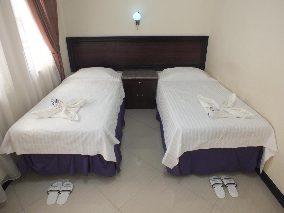 Delaga Biru Convention Hotel Bogor Exterior photo
